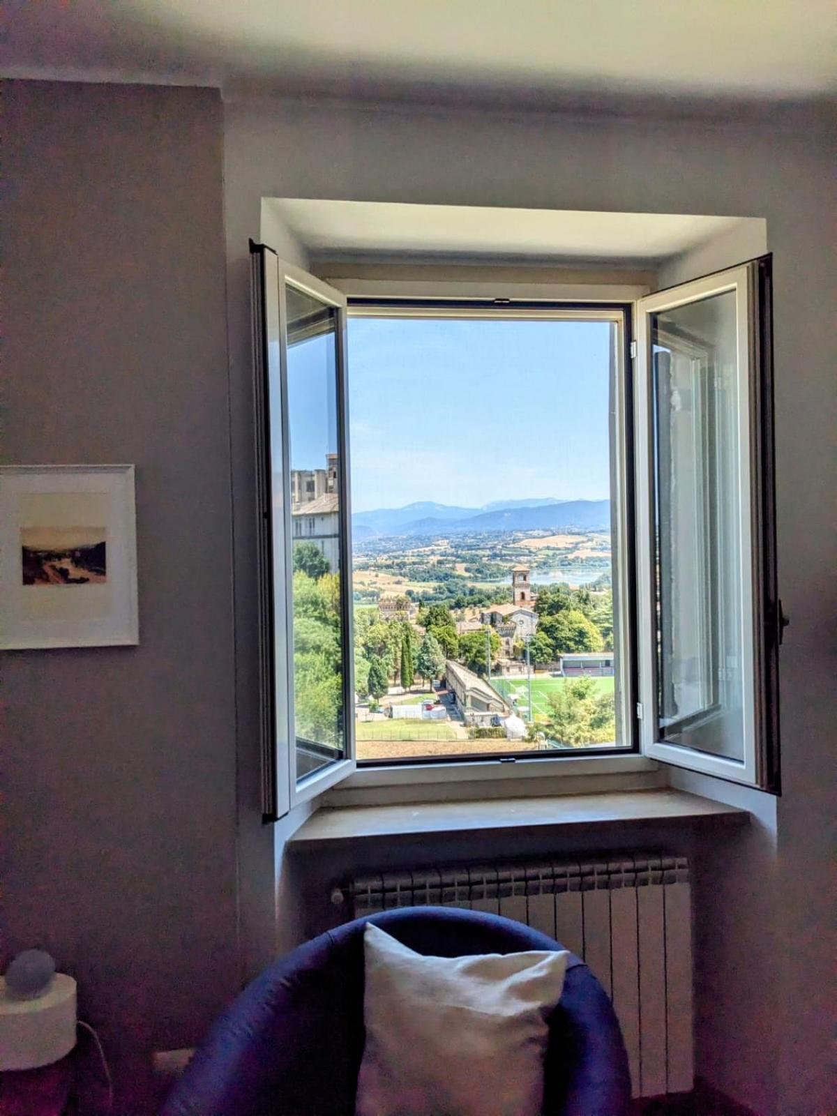 Ferienwohnung Attico Delle Arvolte Narni Exterior foto